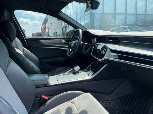 Audi A6L — Фото автомобиля 12