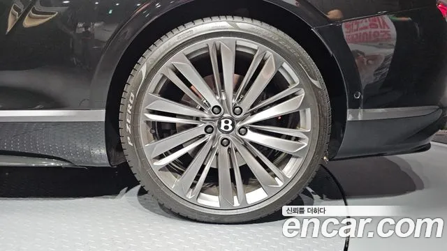Bentley Continental — Фото автомобиля 16