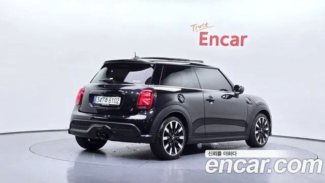 Mini Cooper — Фото автомобиля 2