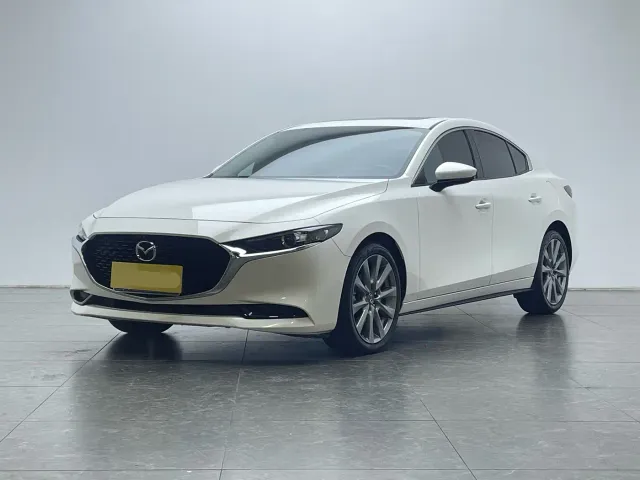 Фотография автомобиля — Mazda Axela