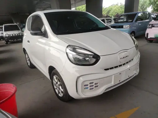 Roewe Clever — Фото автомобиля 3