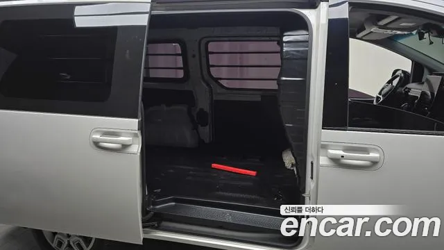 Hyundai Staria Staria Карго 3 места — Фото автомобиля 12