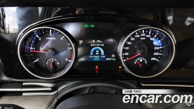 Kia Canival Carnival 4 поколение Дизель 9 мест Prestige — Фото автомобиля 8
