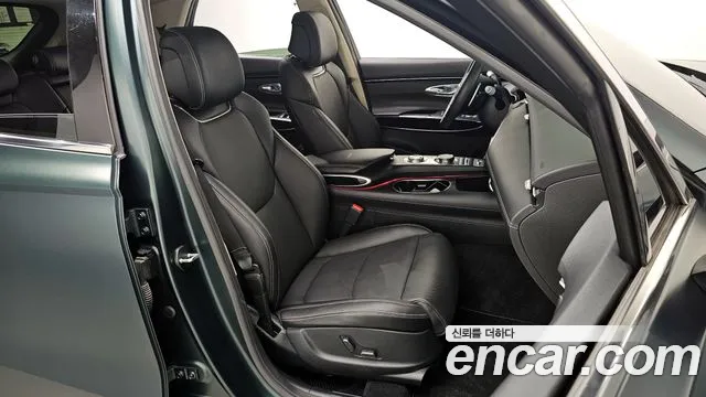 Genesis GV70 2.5T Бензин AWD — Фото автомобиля 26