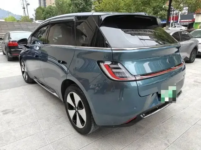 Baojun Cloud — Фото автомобиля 7
