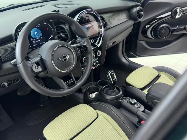 MINI Hatch — Фото автомобиля 16