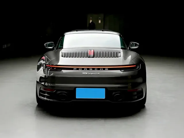 Porsche 911 — Фото автомобиля 6