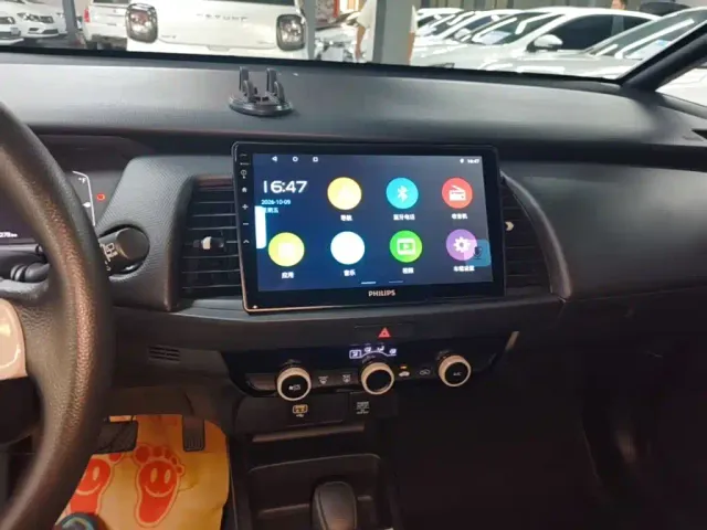Honda Fit — Фото автомобиля 12