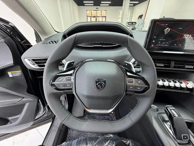 Peugeot 5008 — Фото автомобиля 9