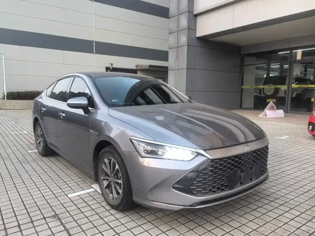 BYD Qin PLUS — Фото автомобиля 3