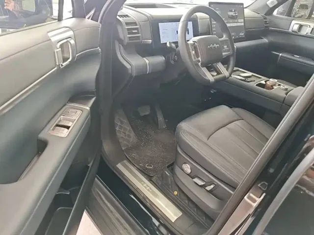 BYD FangChengBao Titanium 7 — Фото автомобиля 15