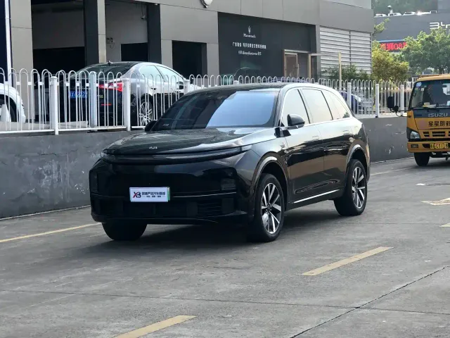 Фотография автомобиля — Li Auto L7