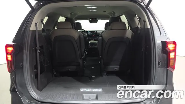 Kia Carnival 4th Gen — Фото автомобиля 25