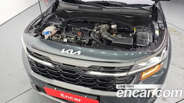 Kia Seltos Бензин 1.6 турбо 2WD — Фото автомобиля 6