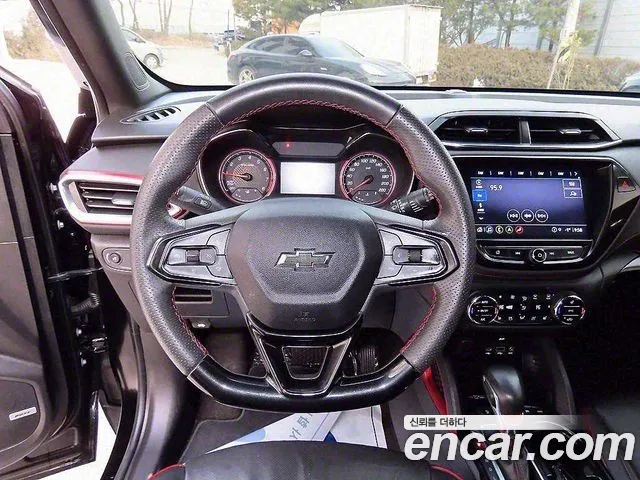 Chevrolet Trailblazer — Фото автомобиля 12