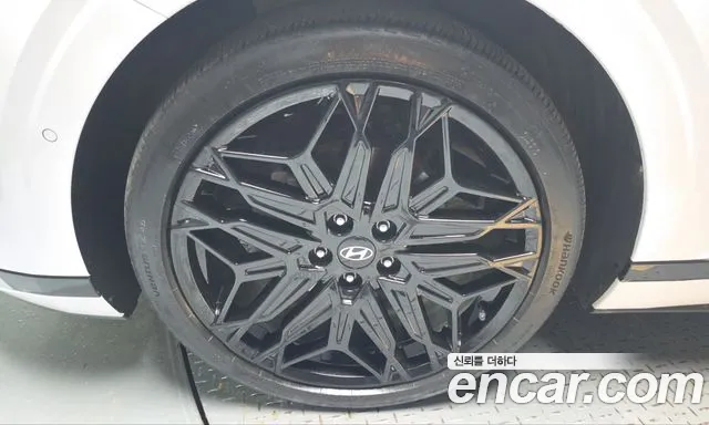 Hyundai Grandeur GN7 — Фото автомобиля 5