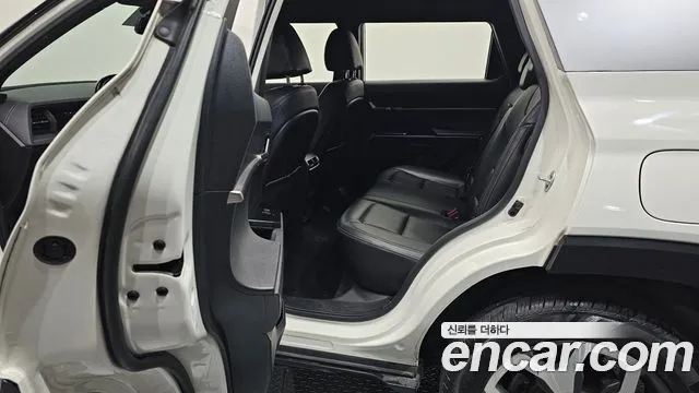 KG_Mobility_Ssangyong Torres Torres Бензин 1.5 2WD — Фото автомобиля 26