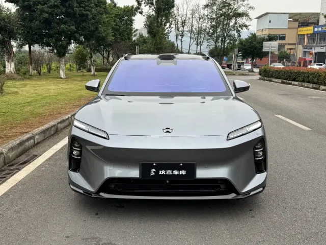 Nio ET5 Touring — Фото автомобиля 2