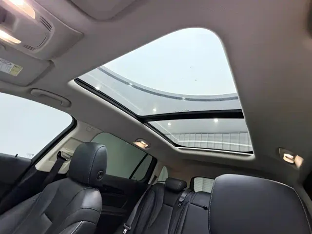 Buick Envision Plus — Фото автомобиля 12
