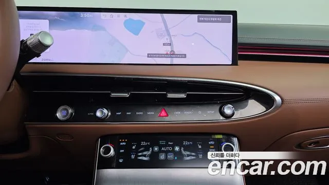 Genesis GV70 — Фото автомобиля 14