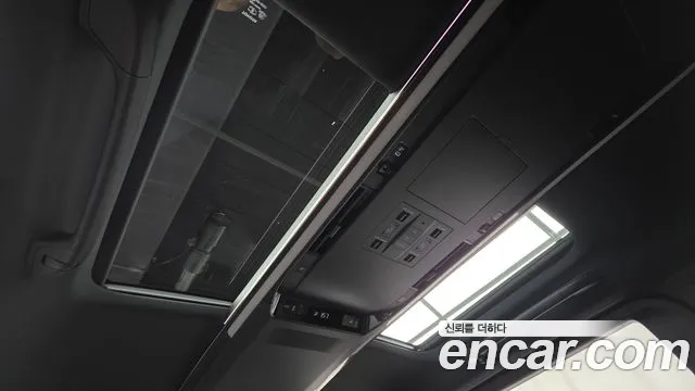 Toyota Alphard — Фото автомобиля 16