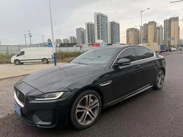 Jaguar XEL — Фото автомобиля 9