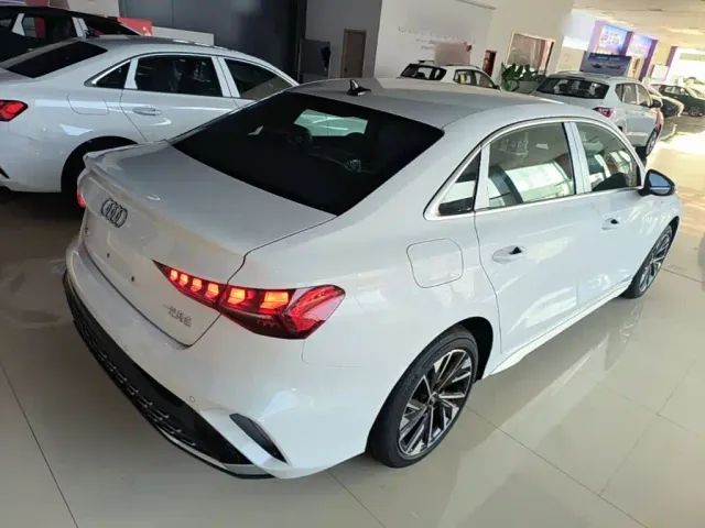 Audi A3 — Фото автомобиля 6