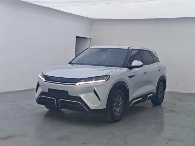 Фотография автомобиля — BYD Yuan UP