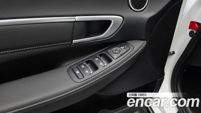 Hyundai Sonata — Фото автомобиля 29