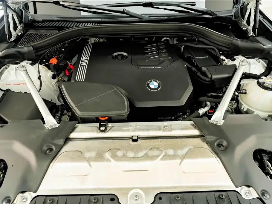 BMW BMW X4 2022 xDrive 25i M Sport Package — Фото автомобиля 24