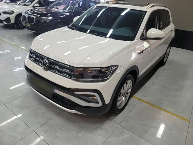 Фотография автомобиля — Volkswagen T-Cross