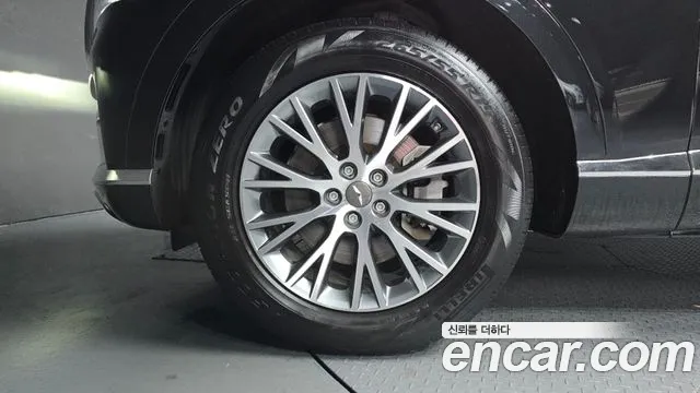 Genesis GV80 — Фото автомобиля 5