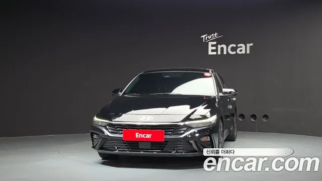 Hyundai Avante CN7 — Фото автомобиля 3