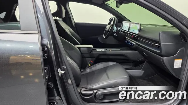 Hyundai Ioniq 6 — Фото автомобиля 11