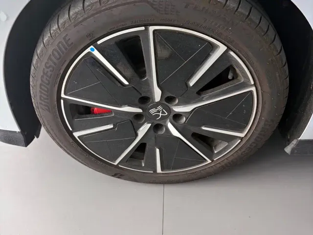 BYD Han L 2025 DM-i 200KM LiDAR Flagship — Фото автомобиля 4