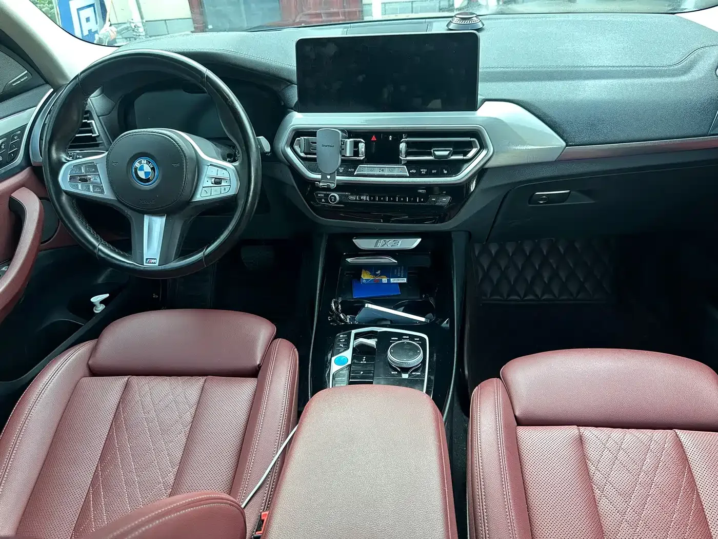 BMW BMW iX3 2023 Pioneer Type — Фото автомобиля 6