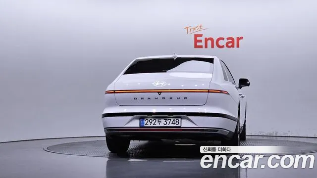 Hyundai Grandeur GN7 — Фото автомобиля 4