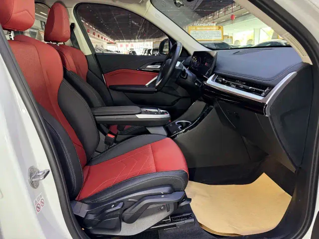 BMW X1 — Фото автомобиля 11