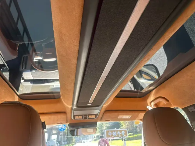 iCAR V27 — Фото автомобиля 9