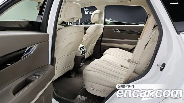 Genesis GV80 2.5T Бензин AWD — Фото автомобиля 10
