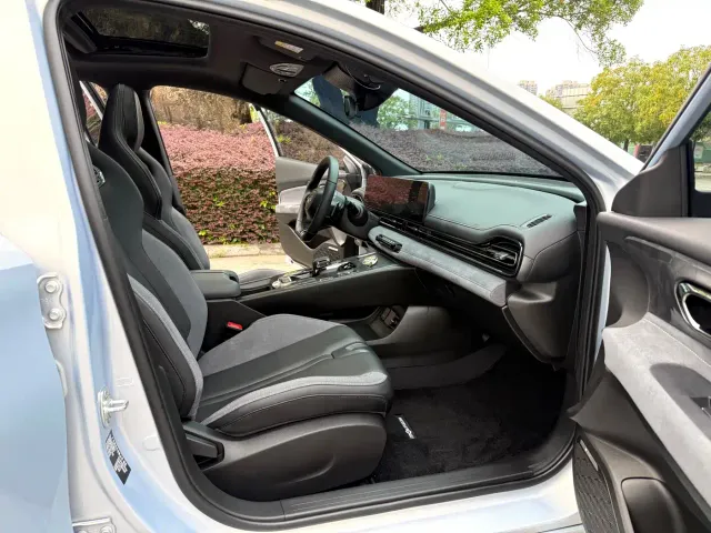 GAC Trumpchi Emkoo — Фото автомобиля 13