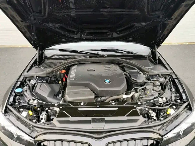 BMW 3 Series — Фото автомобиля 6