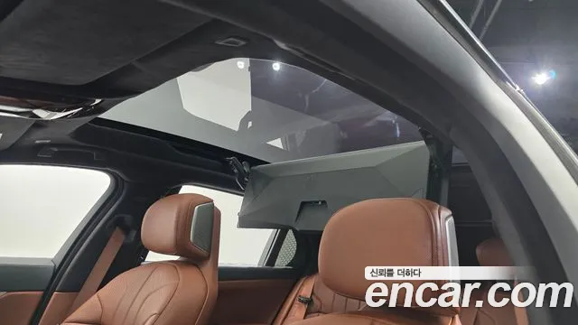 BMW 7 Series G70 — Фото автомобиля 25