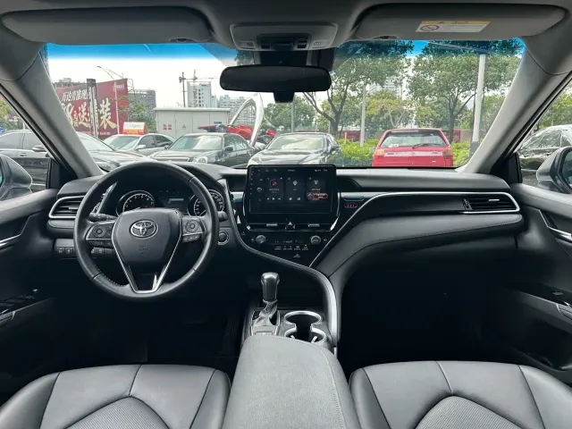 Toyota Camry — Фото автомобиля 20