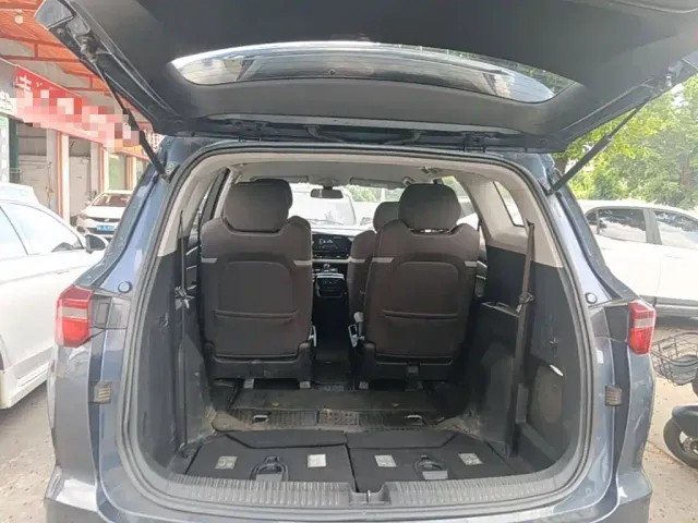 Wuling Victory — Фото автомобиля 18
