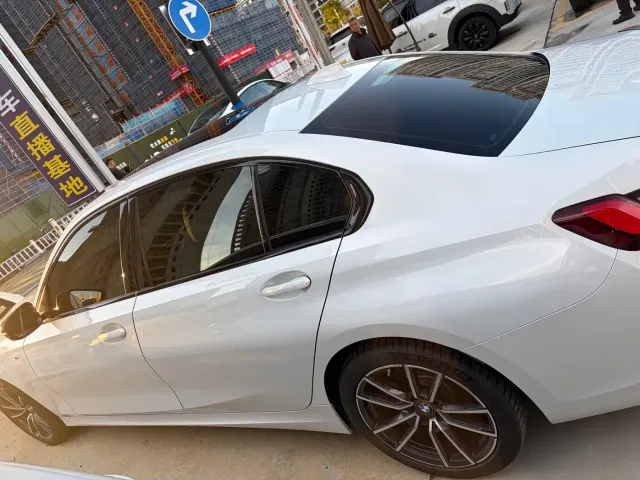 BMW 3 Series — Фото автомобиля 22