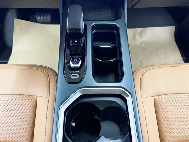 Geely Haoyue L — Фото автомобиля 14