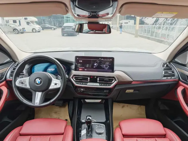 BMW X3 — Фото автомобиля 11
