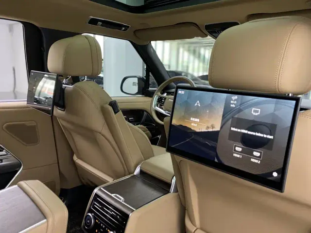 Land Rover Range Rover — Фото автомобиля 24