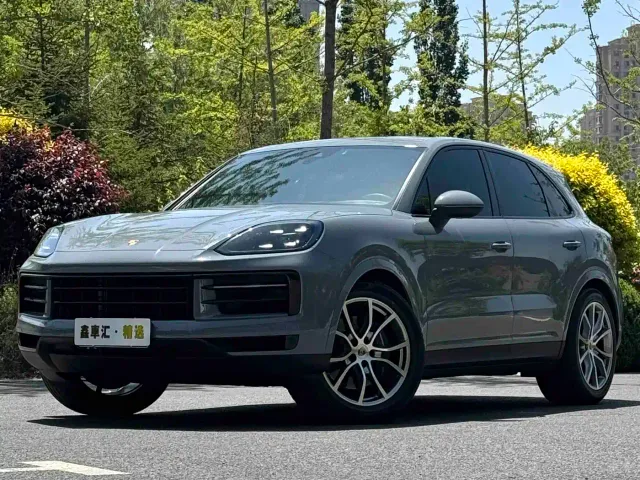 Porsche Cayenne — Фото автомобиля 3
